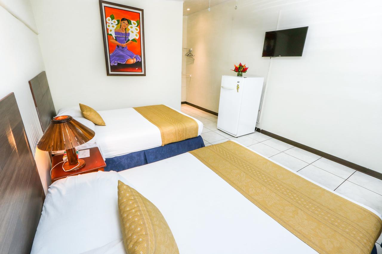 Hotel Flor Blanca 마누엘안토니오 외부 사진
